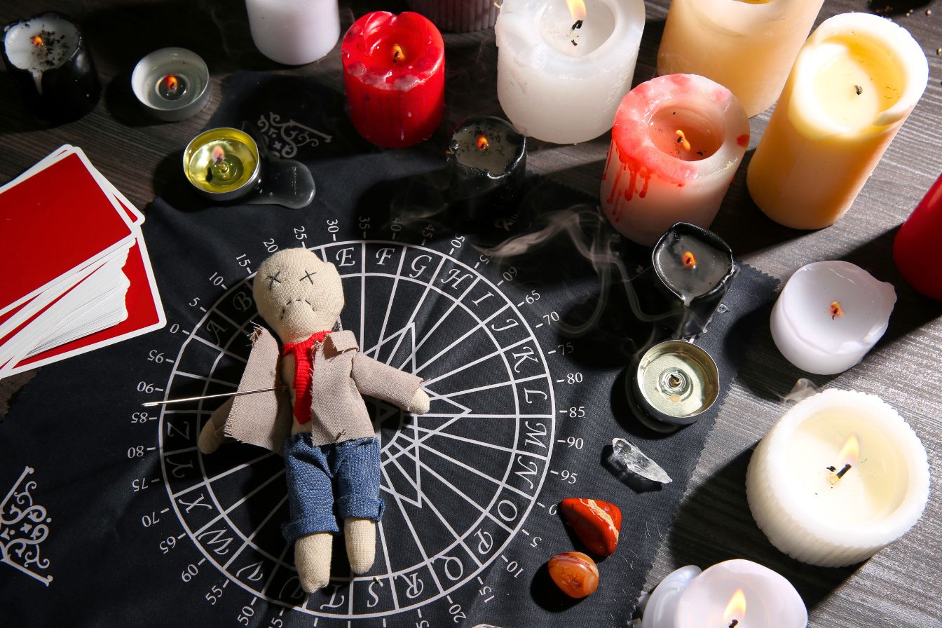 Comment pratiquer le vrai rituel efficace et sérieux pour envoûter une personne